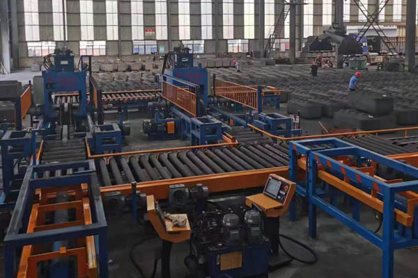 【解析指南】陽極炭塊開槽機(jī)的技術(shù)特點(diǎn)及應(yīng)用優(yōu)勢